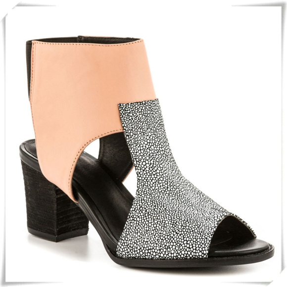 ☆HP☆ Shellys London Block Heel Colorblock Sandals - Picture 5 of 6